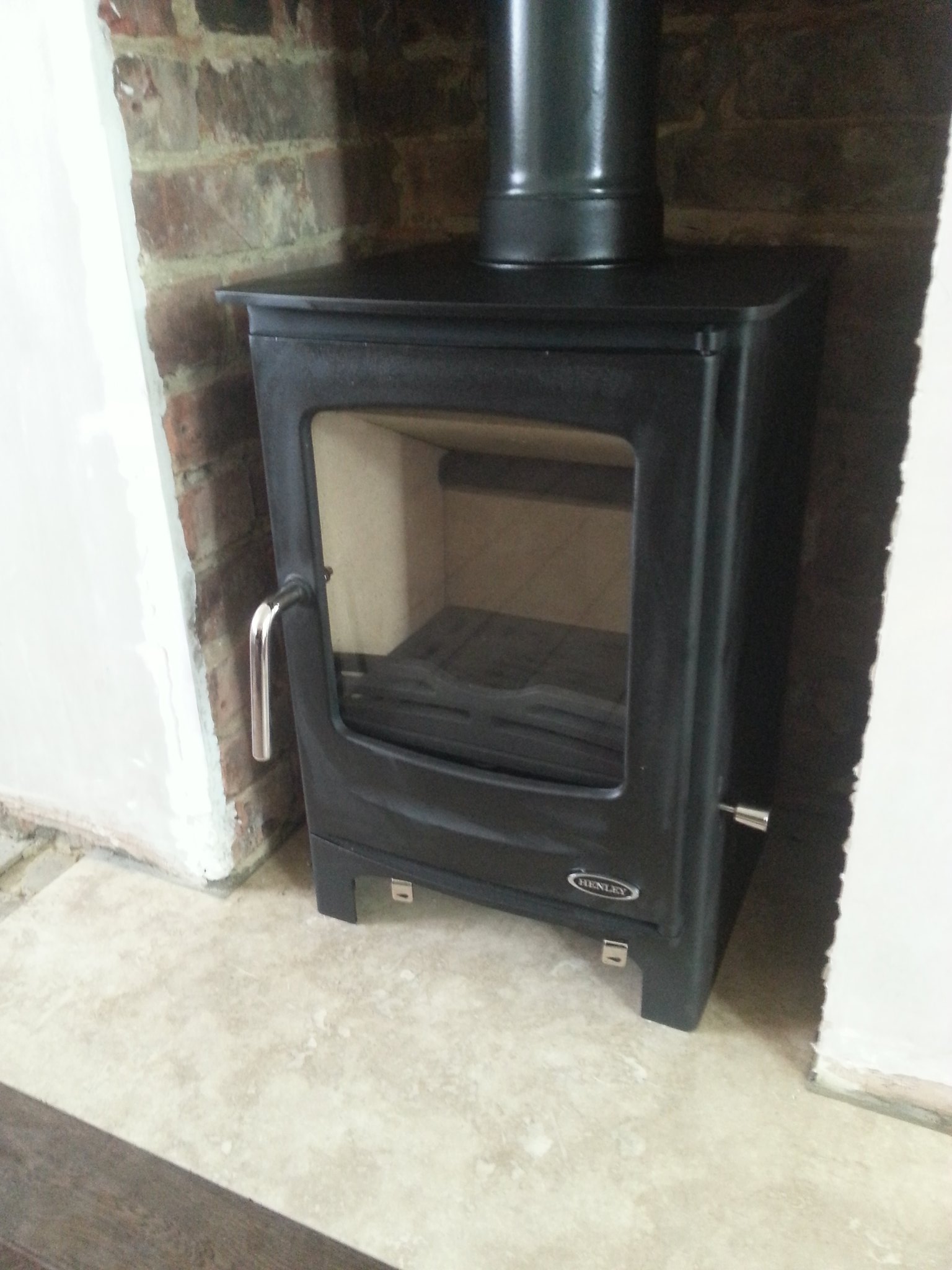 Andy Genovese on X: #Henley Stoves #Sherwood 5kW supplied for £640  inclusive #DEFRA approved 79% efficient fitted today in Tangmere Road  #Brighton #Hove https://t.co/JYeQBcuIuw / X