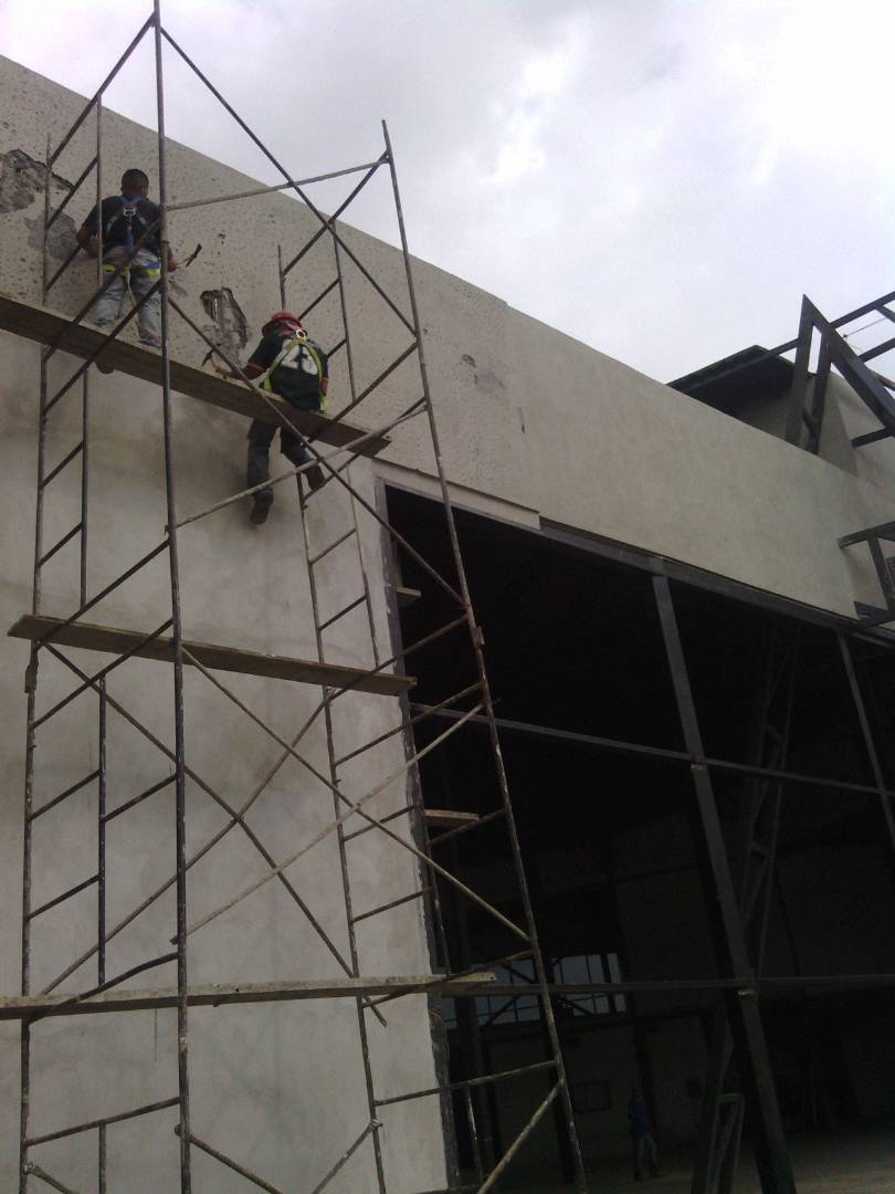 ESINSEPSA's tweet photo. #6Sep en estos momentos activos en la construcción de nuestra obra emblemática del Terminal Aéreo Acarigua-Araure #UnChanceALaPaz https://t.co/NpcFAd7TXF