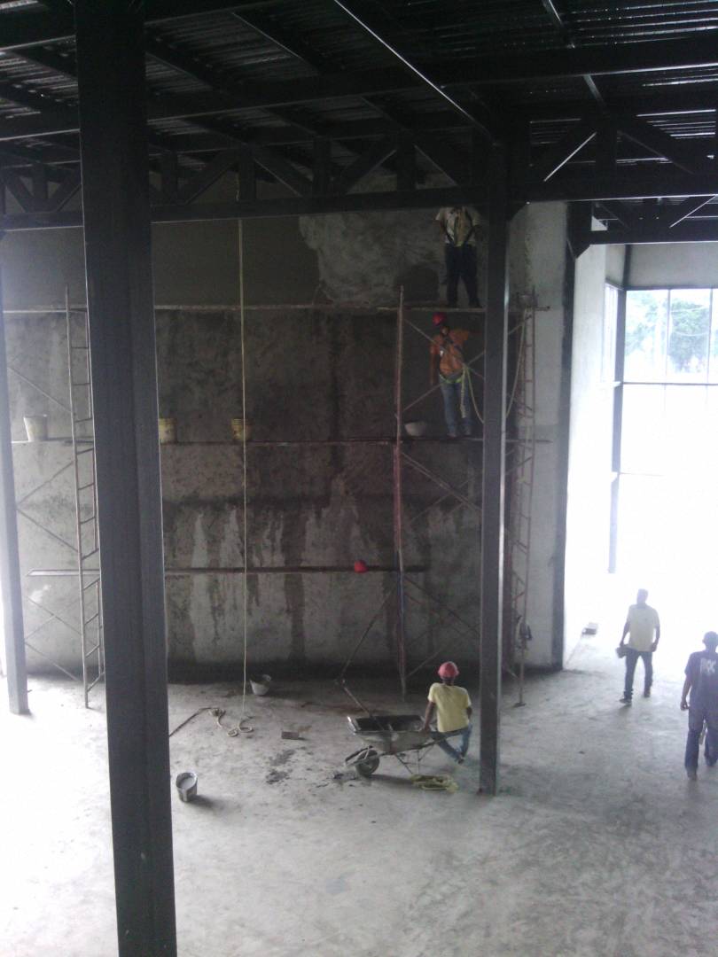 ESINSEPSA's tweet photo. #6Sep en estos momentos activos en la construcción de nuestra obra emblemática del Terminal Aéreo Acarigua-Araure #UnChanceALaPaz https://t.co/NpcFAd7TXF