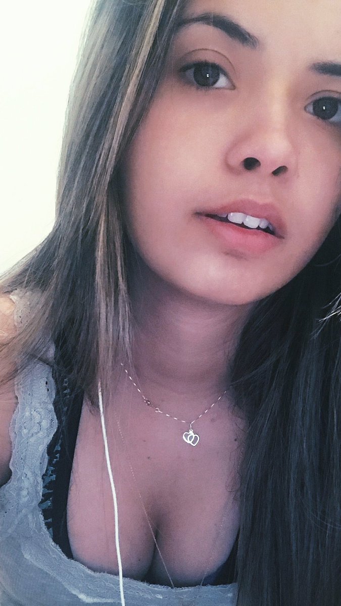 Amandiinhamandy's tweet photo. Primeira tarde pós cirurgia sem dor 🙏🏻💗 https://t.co/KCuSYH1G8C