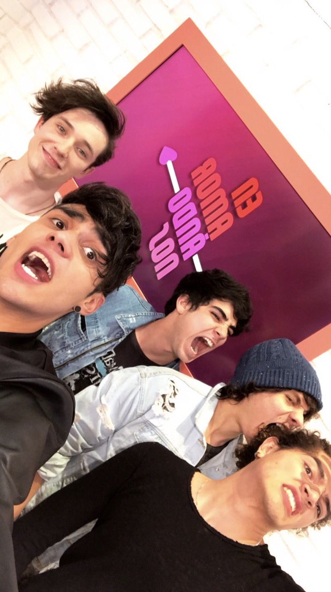 CD9's tweet image. 