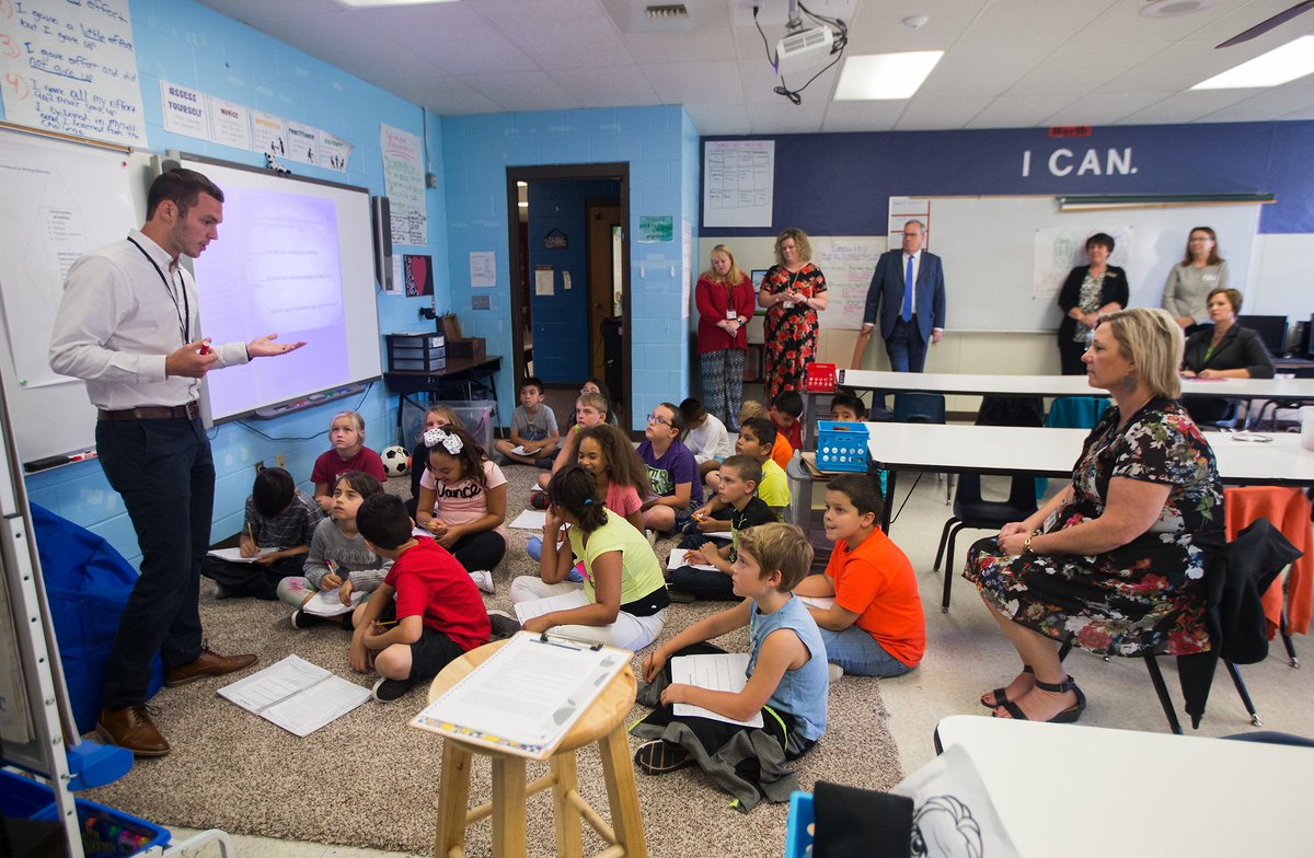 RogersSchools's tweet photo. Thank you to Rep. Jana Della Rosa, Rep. Grant Hodges &amp; Rep. Austin McCollum who visited to learn about our new initiatives today! #RPSshines https://t.co/HwnEQ8V1ba