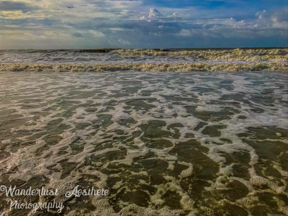 WAPhotograph16's tweet photo. #beach #beachday #waves #photography https://t.co/2F3nsyfFDJ