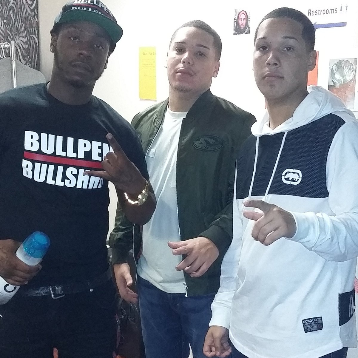 RuzBoyzTv's tweet photo. @BadNewzdaBos @FutureCEOZ @Rare_Breed_Ent @ItsARP #rbe #WritersVol1 #bullpenbattle https://t.co/yrDgZt2lo5