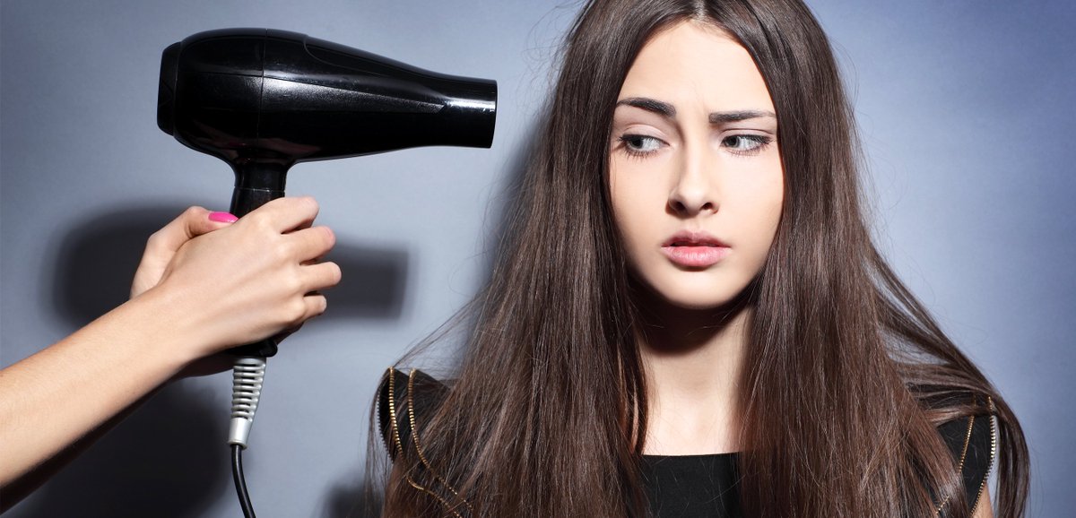 ¡Cuidado! Puedes estar cometiendo algunos de estos 5 errores al secarte el cabello. ¡Son más común de lo que crees! buff.ly/2vJjQIy