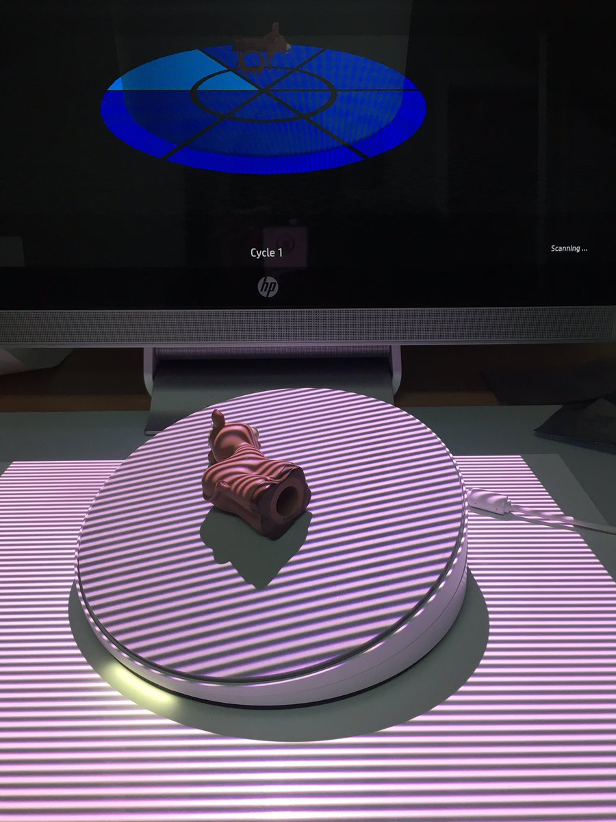 lisaannefloyd's tweet image. Bringing physical objects to a virtual world...#learningstudios #3Dimaging #FCledu