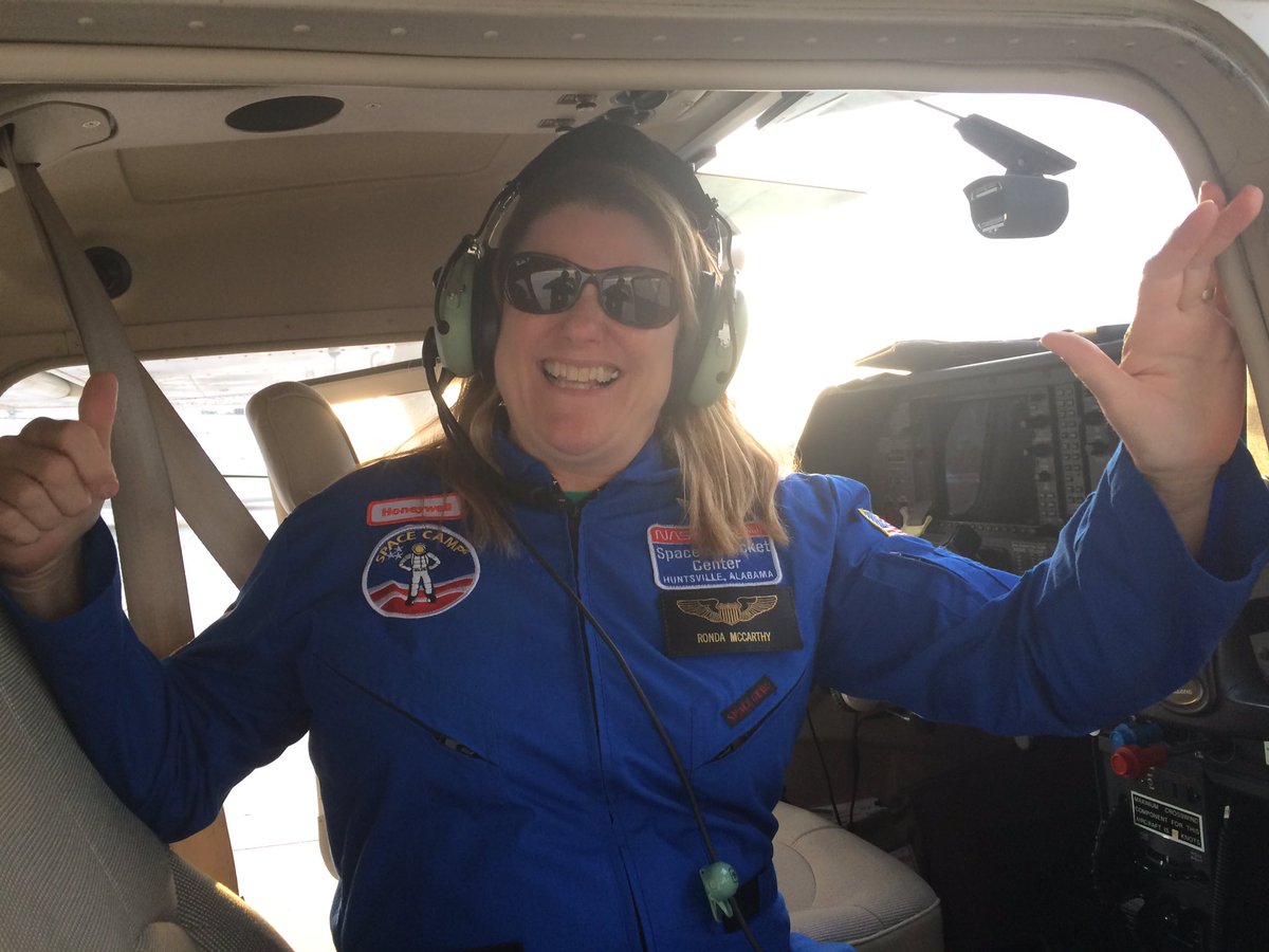 mccarthy102195's tweet photo. Went on a Dream Flight with Civil Air Patrol tonight and the even let me fly it! #HESA2017 @HON_Citizenship @SC_Iowa_STEM @IowaSTEM https://t.co/qbrtgS1zDm