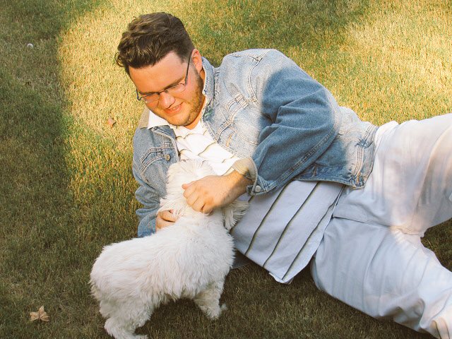 blakespancakes's tweet photo. Just a sneak peek of @PilkingtonR senior pictures today https://t.co/k3ZLbBXOdE