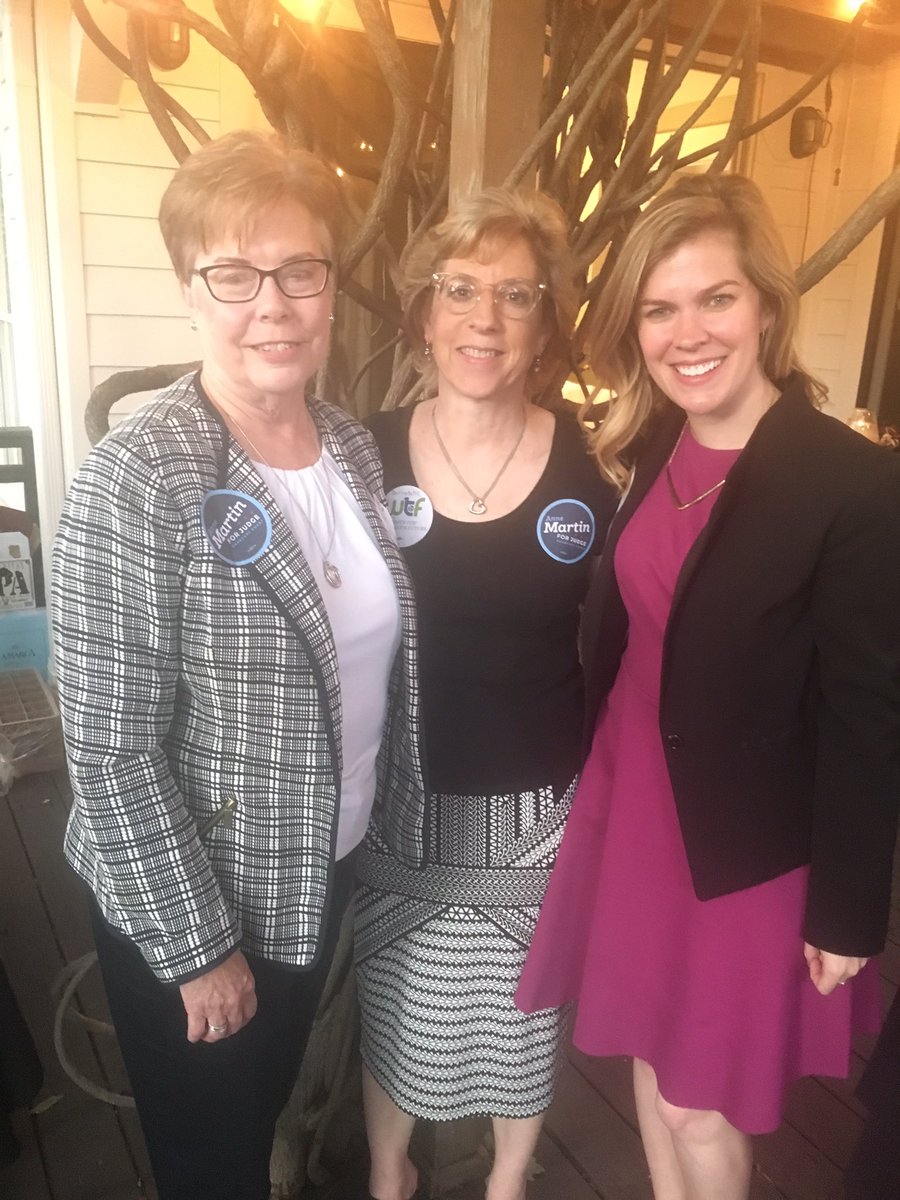 SusanNealW's tweet image. Representing @ACMartin4Judge at the Women for Tennessee's Future event at @MayorMeganBarry's house tonight! #annemartinforjudge #govotetn