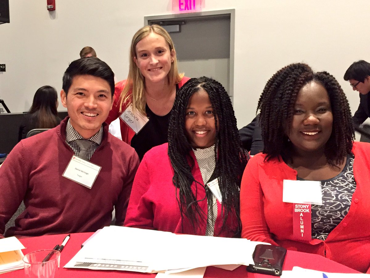 jblink23's tweet photo. Our DPLN mentors super excited for the year ahead! @stonybrooku #wearetarget https://t.co/trQSTIkcNi