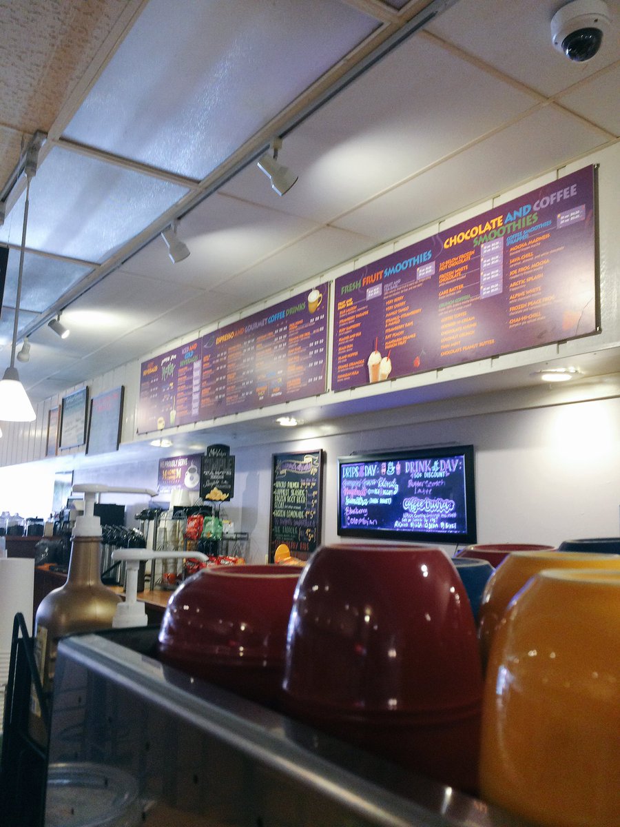 mrsmiller907's tweet photo. Check out my first coffee shop review on: https://t.co/lKGKHHLpzb #jumpinjava #chaitealatte #coffeelover https://t.co/wfpR1qWwMq