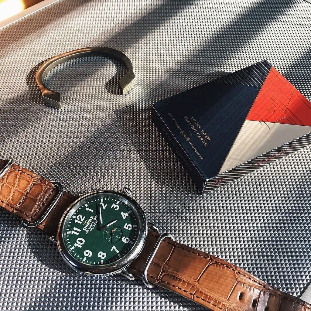 Style_Confidant's tweet photo. Hump day essentials
_____________________

Watch: @shinola 
Cuff: @duelingco 
Cards: @artofplayHump day essentials
_____________________

W… https://t.co/21oYzx2EvV