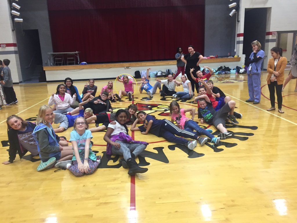 SCE5thGrade tweet media