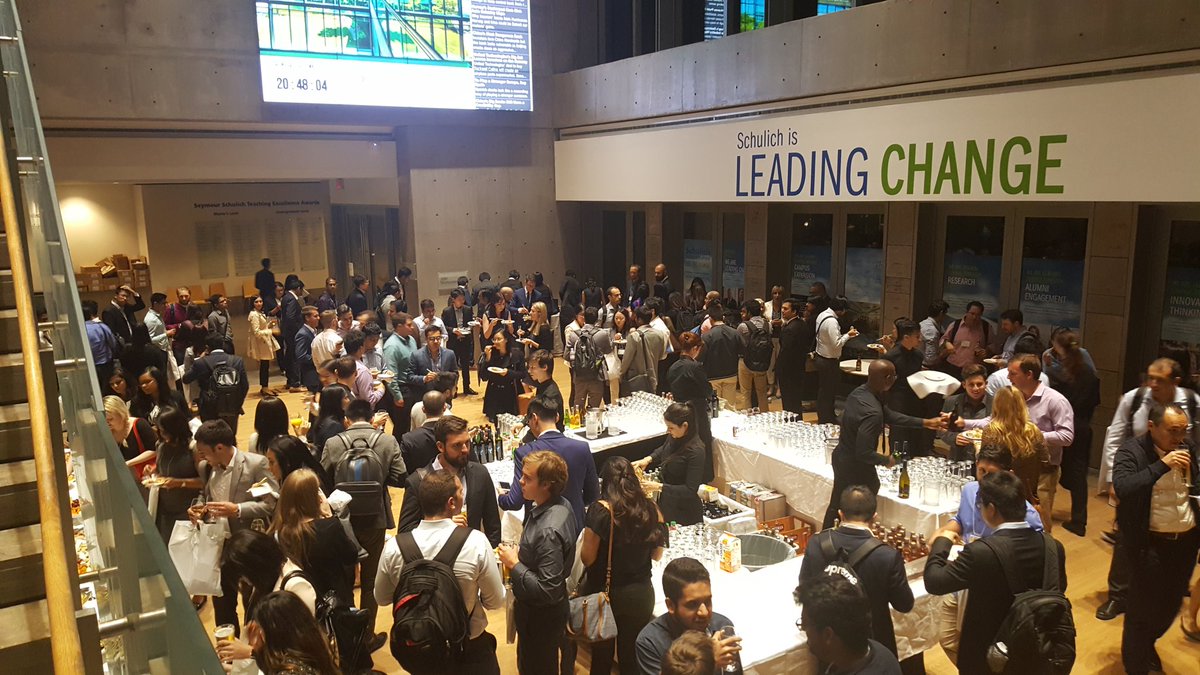 SchulichSchool's tweet photo. Welcome to #Schulich. #DeansReception https://t.co/ea7MKXJWQf
