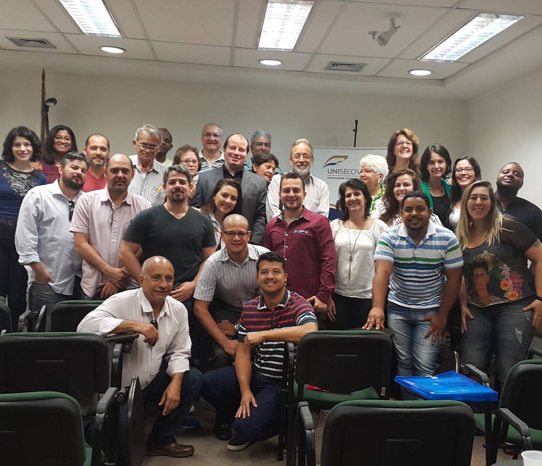 AndreLJunq's tweet photo. Concluindo mais uma turma de Legislação Condominial, Assembleias e Responsabilidade Civil no #SecoviRio. https://t.co/bfyczKRu45