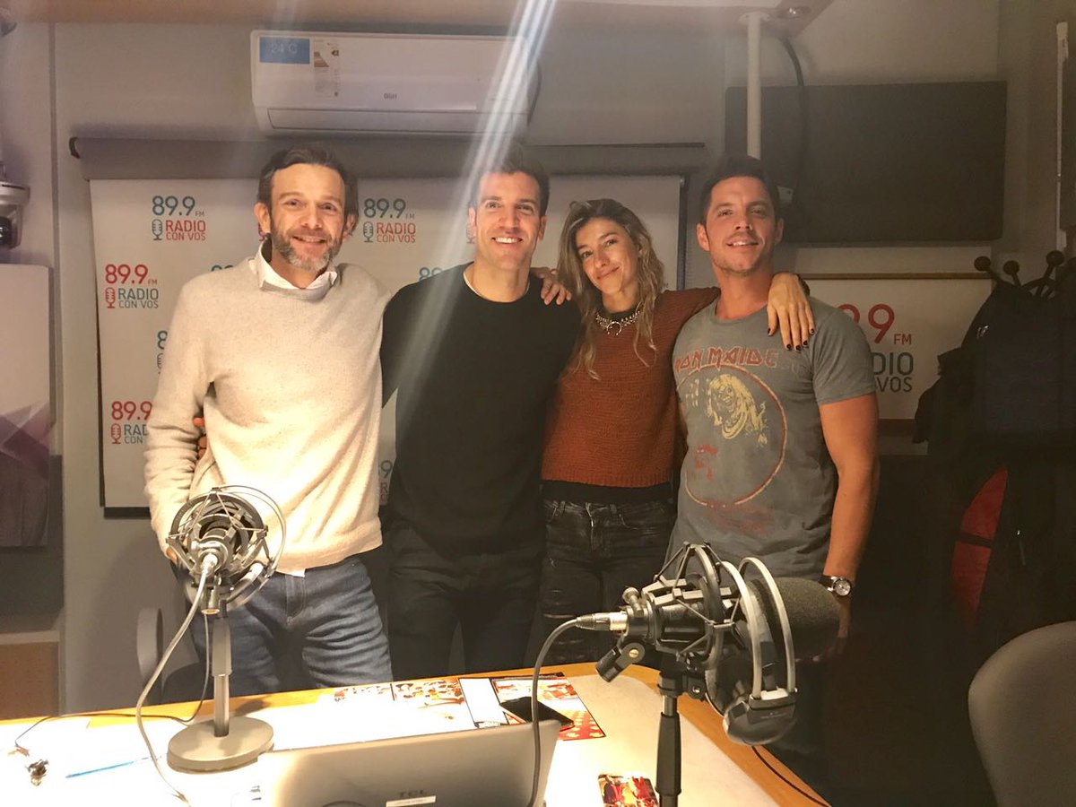 ContalaYA's tweet photo. [AIRE] Charlamos con Gervasio Díaz Castelli en #ContalaComoQuieras 😄
@gerdiazcastelli https://t.co/zZpZ9Khnb6