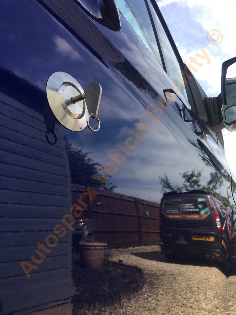 Autosparx's tweet image. Another #hykee #replock #autosparx installation #ford #transit #transitcustom #whoswatchingyours ?