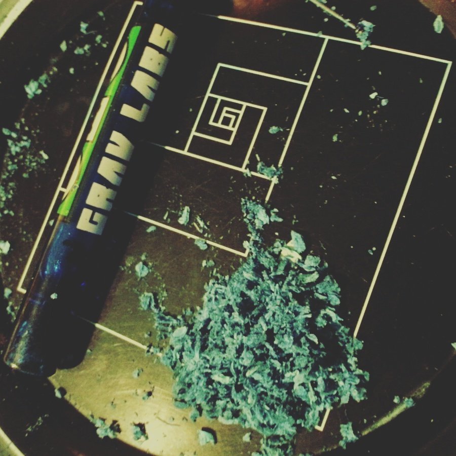 djgilmixone's tweet photo. I'm so high #blueWeed #taster https://t.co/KqSJCAB5nR