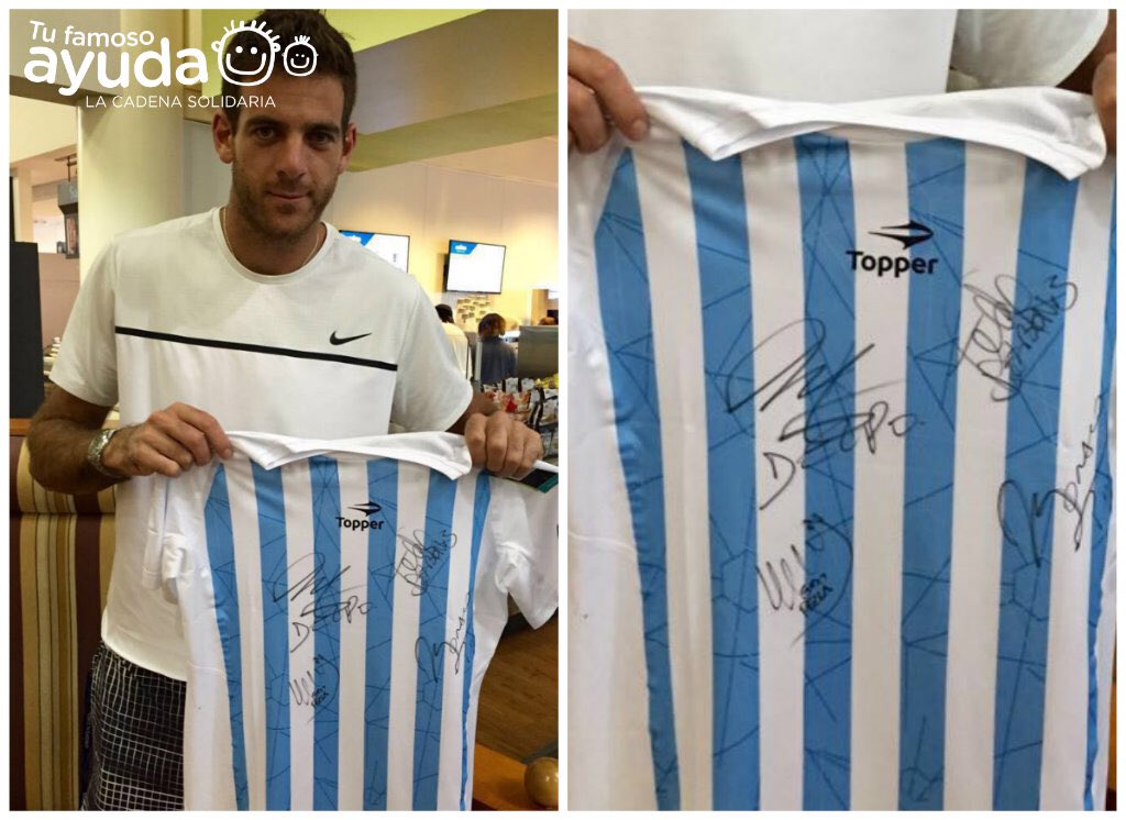 La camiseta firmada por <a href="/delpotrojuan/">Juan M. del Potro</a> <a href="/picomonaco/">Juan Monaco</a> <a href="/guido_pella/">Guido Pella</a> <a href="/FedeDelbonis/">Federico Delbonis</a> 
goo.gl/7H6cLH
#Tenis #tennis #copadavis #USOpen