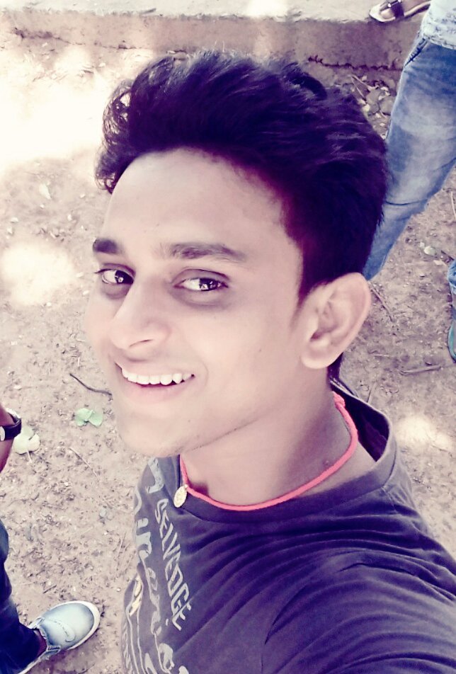 Being__Rajeev's tweet photo. #laugh_more😉✔
#worry_less😴❌ https://t.co/Bdx3OPwfJ6
