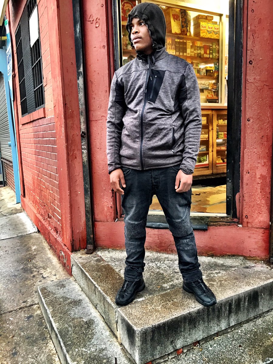 LeelDaDon's tweet photo. I Hold My Own Weight Nigga 💯🏋🏾‍♀️ https://t.co/kuI4bclVfL