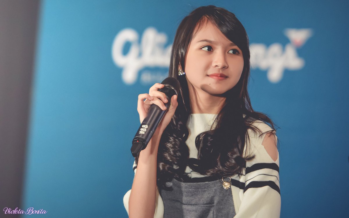 Hi my lil' pony, enjoy your day 😗😗😗

Violeta Burhan ( <a href="/violetJKT48_/">Violeta Burhan</a> ) at Menara 165 Jakarta [03.09.17]

#JKT48IndahnyaSenyumManismuHS