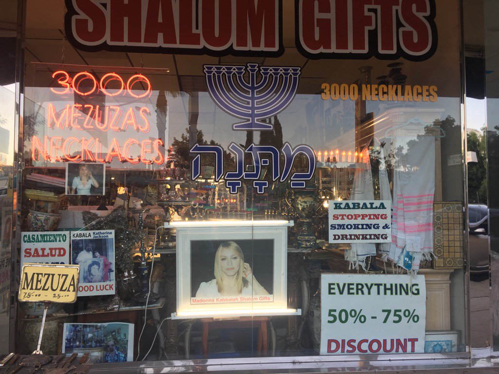 Hamsa Hand Red String Protection Bracelet | Good Luck Charm Jewelry –  3BuddhaLove, image size:1024x768