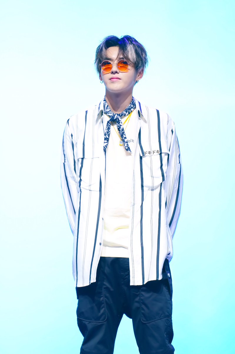 DokiDoki1106_'s tweet photo. #吴亦凡 #KrisWu #WuYifan 
170726 https://t.co/MLRR7mZwvP