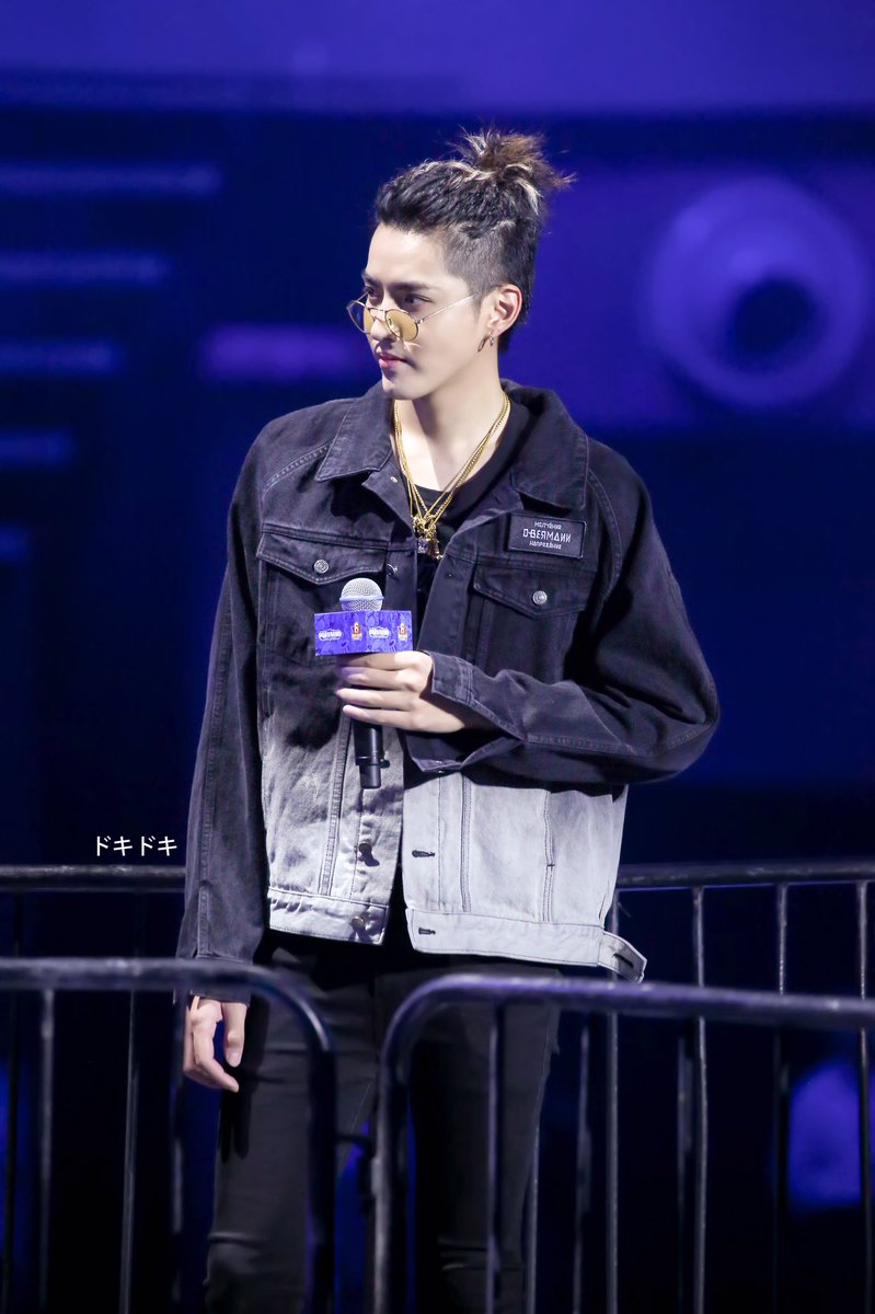 DokiDoki1106_'s tweet photo. #吴亦凡 #KrisWu #WuYifan 
170903 https://t.co/iaX62kfYuW