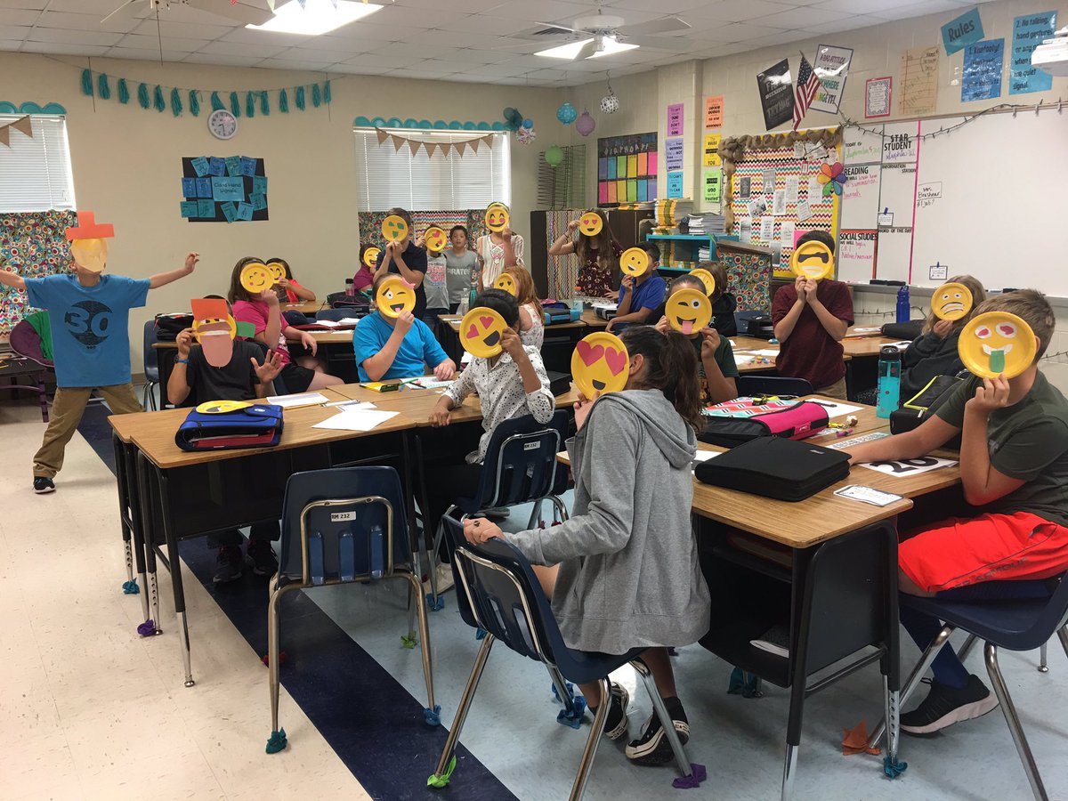 duanabrashear's tweet image. 5th Grade Emojis! Students connected emojis with "first day feelings!" #buildingrelationships #vocabularyfun @mrs_rpaul