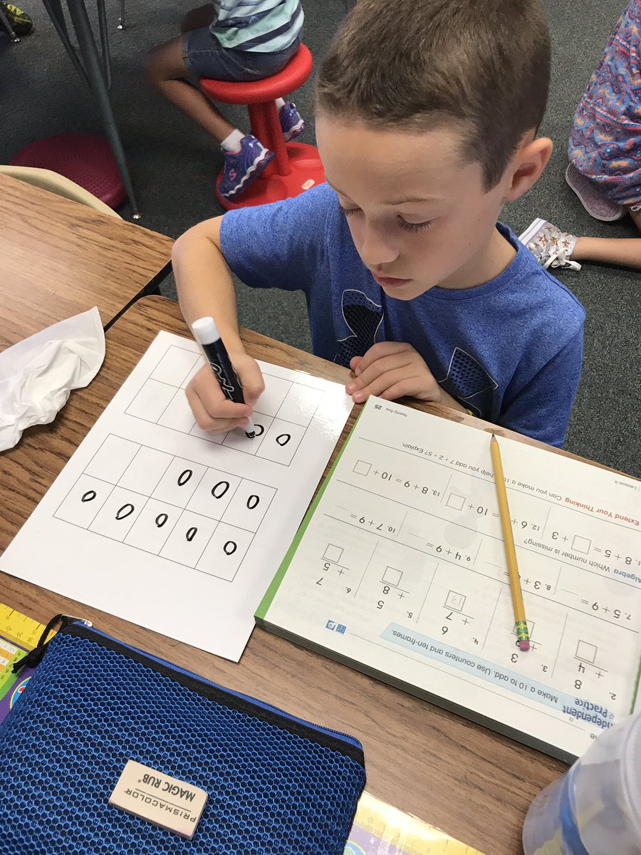 MrsMCommons's tweet photo. Learning how to make 10 to add is so fun when you get to use expo markers! #aledomindset #itsthelittlethings #codercats #commonsclass #math https://t.co/151qpH6oTO