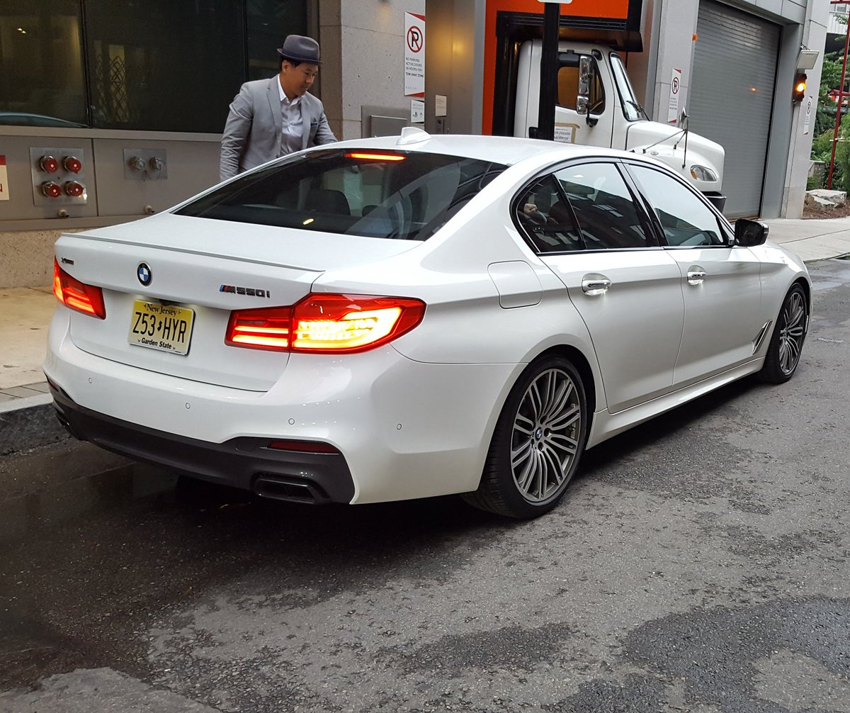 skilicious's tweet photo. @TownsmanBoston @matthewjennings #bmwdineanddrive https://t.co/UTpivmTHdF