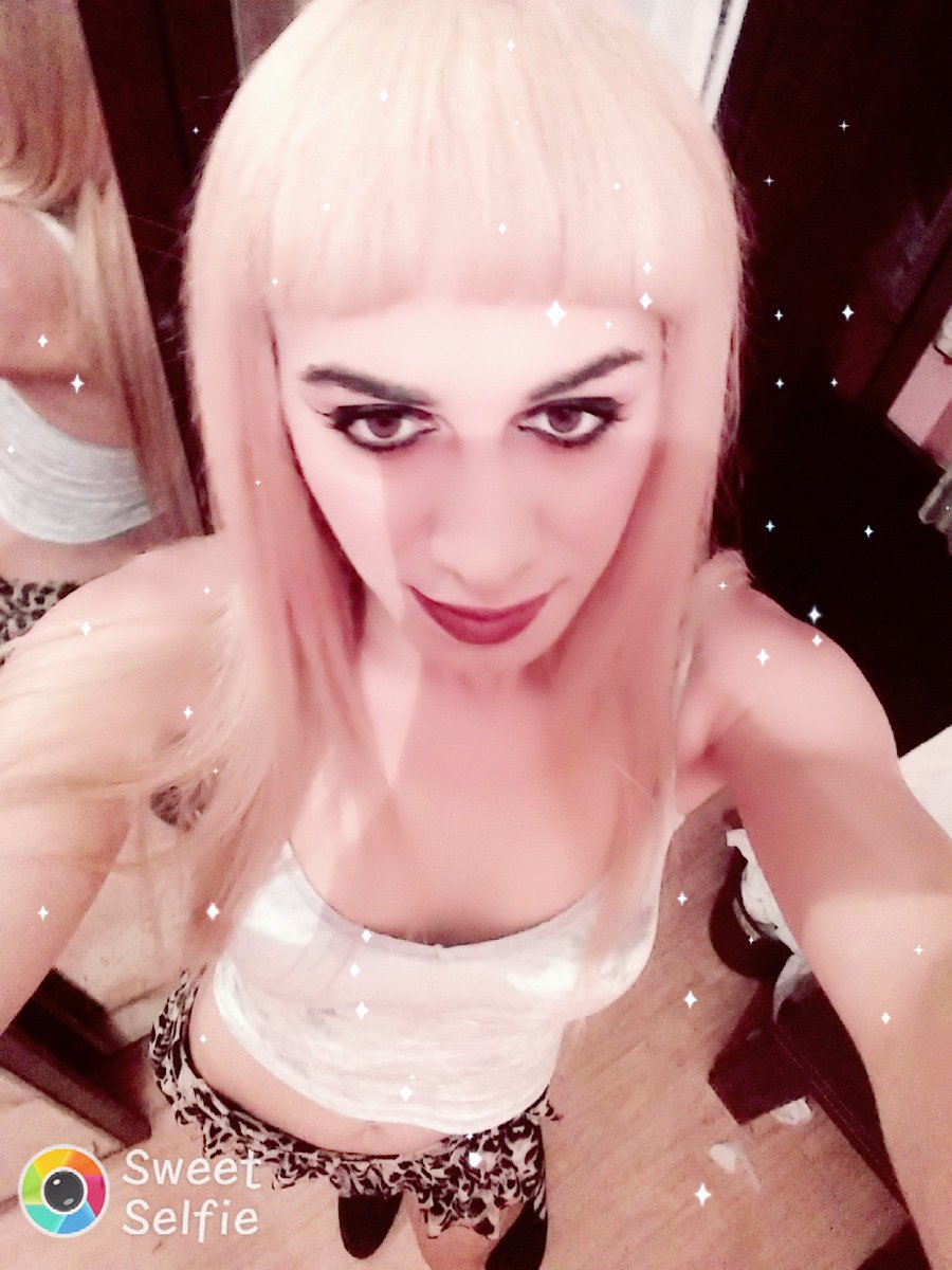 IremAtes13's tweet photo. Slm Yas 19 Ankara Kolej Travesti Irem Gorusmelerimi Kendi Evimde Gorusme Yapiyorum 0554 115 87 36 https://t.co/pLxVgPZfjq
