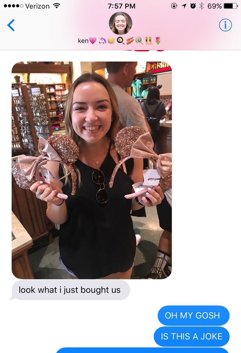 dananicoleee's tweet photo. if anybody was wondering what life changing texts look like #priorities #wemadeit #uwishuhadaken #uwishuwereus #rosegoldislife  #THEYRBACK https://t.co/hUhN41iU7T