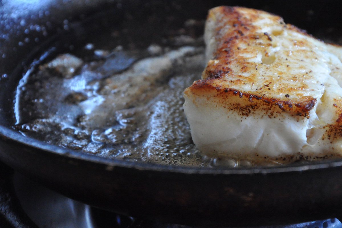 ScottishSeasFPO's tweet photo. A fish in the pan is worth....setting the table for! #Fish4Lunch @MSCintheUK @MSCecolabel @FishChoice https://t.co/wuEsPev3f0