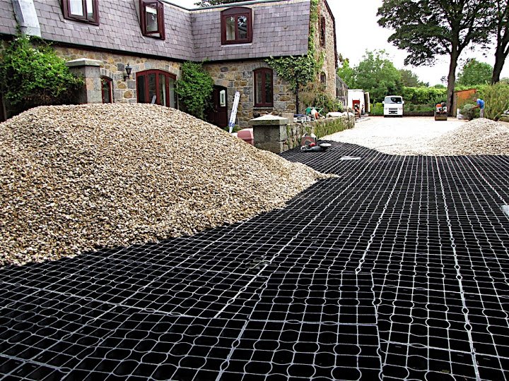 Whether you are looking for a pathway, drive or carpark, Gridforce can provide the #LDPE system to suit your needs: gridforce.co.uk