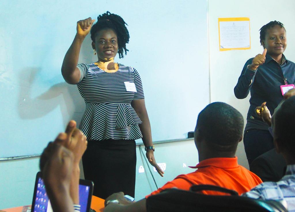 episph's tweet photo. #icebreakers are great for your #team , here we are, #learning #SignLanguage @OsteenEjiasa @CaritaChrist @ihuu2 https://t.co/4N9s9Ziauc