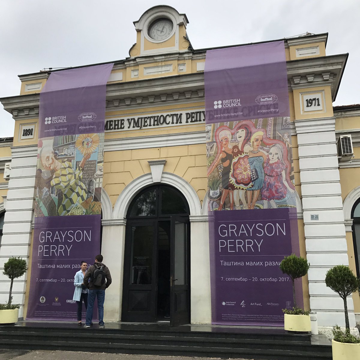 baBritish's tweet photo. Večeras otvaramo #GraysonPerry u #BanjaLuka #MSURS https://t.co/BdT4eVUTLn