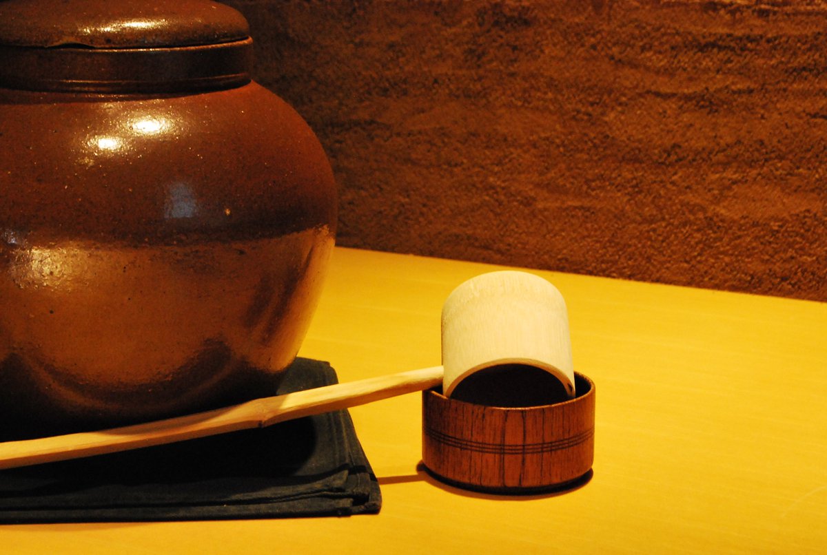 お好きなお酒を、お好きな割り方で、お好きなだけ。
店内のボトル何でもどうぞ。
#広尾すし家 #渋谷 #マンション寿司
goo.gl/7MgYjn