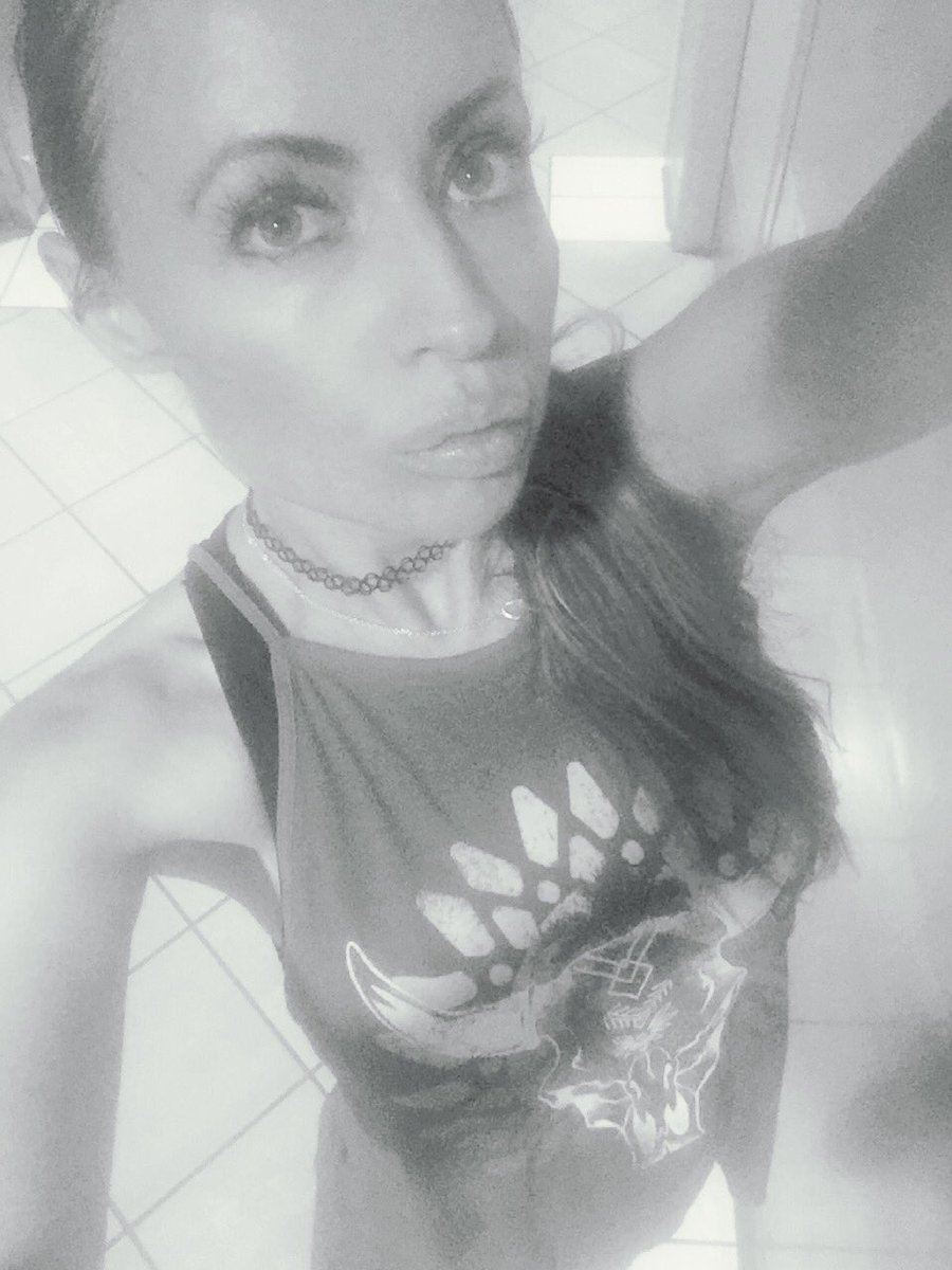 stangewear's tweet photo. As I need mercy for the stress on my mind, body &amp; heart I'm humbly reminded to pray for those that need it more🙏🏼💙#livin4Eternity #luv4ever https://t.co/oI6DUmnvoU
