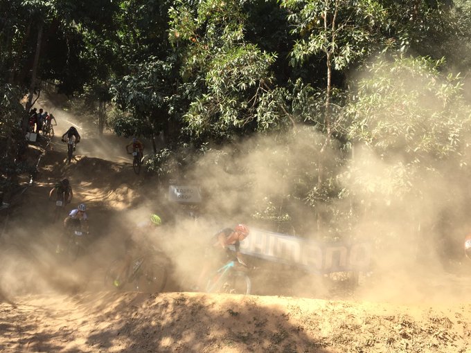 Voir l'image sur Twitter