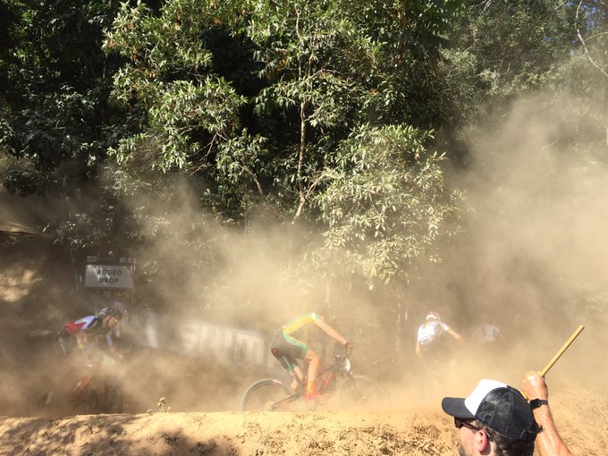 Voir l'image sur Twitter