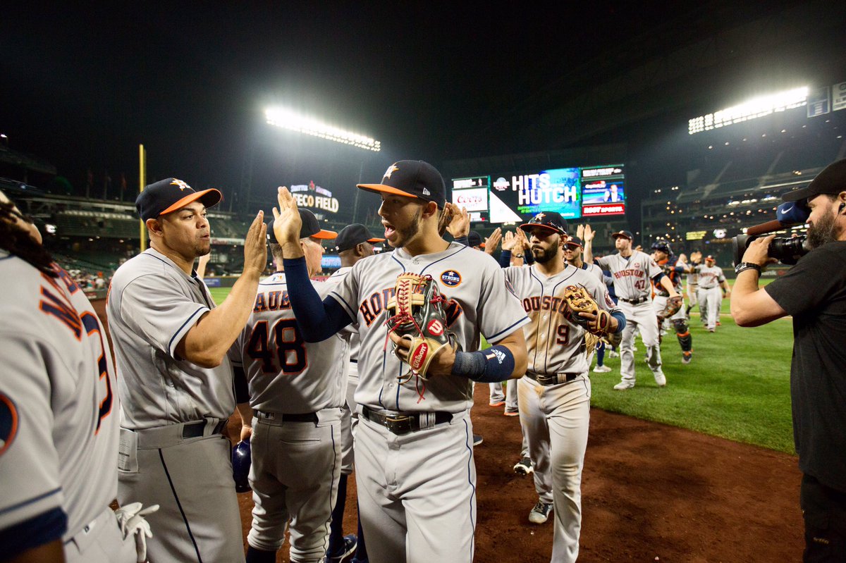 astros's tweet photo. 86-53. https://t.co/8LFay9GGH2