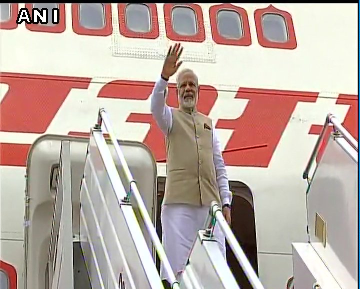 timesofindia's tweet photo. Prime Minister @narendramodi emplanes for Delhi from Yangon, #Myanmar https://t.co/BLsvVuLNcW