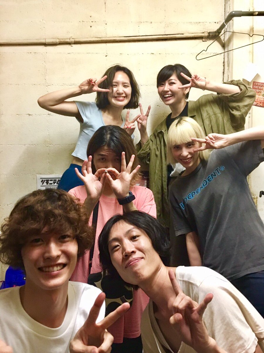 Tempalay A Twitter 昨夜はbasement Barにテンパレイを見に来てくれてありがとうございました 面白い音を鳴らすバンドが集まった素晴らしいイベントでした 9 10 日 にリリパ Visionに呼んでくれたchelmicoの2人も遊びに来てくれたよ ありがとう T Co