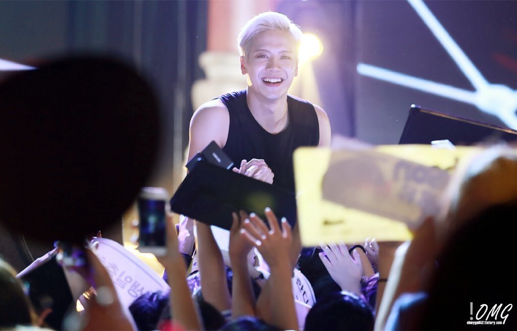 WPJS_MCGN's tweet image. うち的にジャクソンはAの時が1番好きやけど
金髪もなかなかなかなかにあっとったよなアジア人でこんだけ似合う人おらんってくらいにあっとったよな