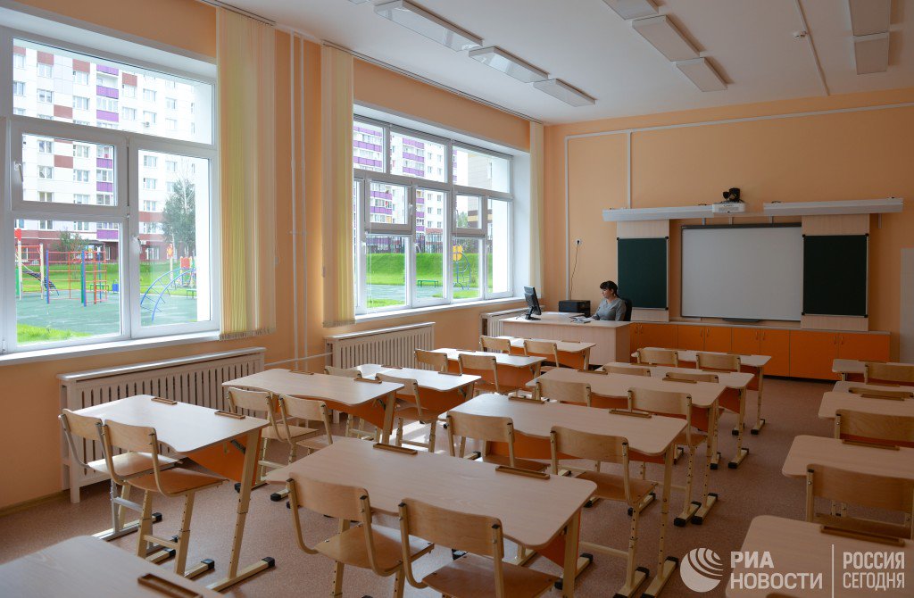Подскажите надежную программу по которой прибыльно торговать на опционе Подскажите надежную программу по которой прибыльно торговать на опционе