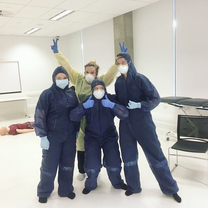 jess___styles's tweet image. The importance of PPE 🚑