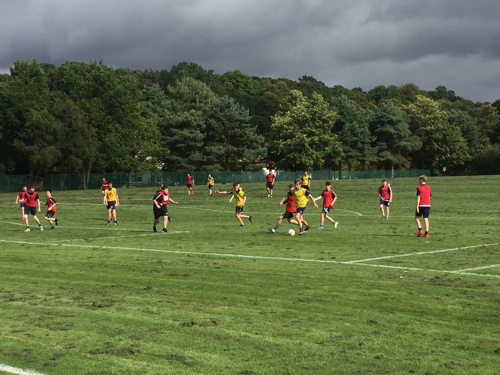 HarrisAcademyPE's tweet photo. Action packed S3 core #BGE #physicaleducation #elliotroad #Harrispe https://t.co/0vD1JKzaCM