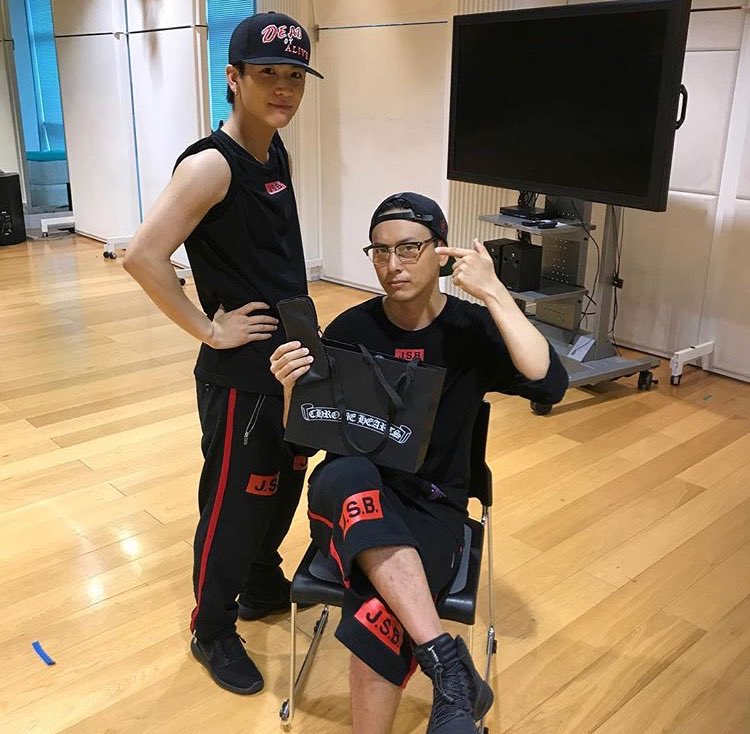 Exile Tribe 最新情報 Di Twitter 山下健二郎 Instagram 岩田剛典 T Co Sbapdqklam T Co Ghv7oup4oi Twitter Exile Tribe 最新情報 Di Twitter 山下健二郎 Instagram 岩田剛典 T Co Sbapdqklam T Co Ghv7oup4oi Twitter